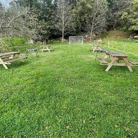 La Peral アパート La Peral (Salas, Asturias)